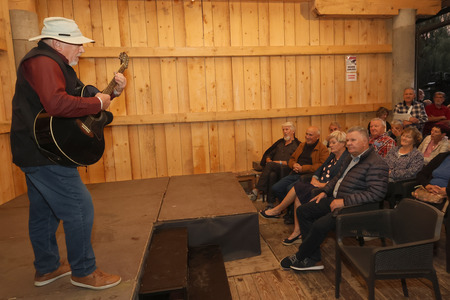 RAZSTAVA IVANA NAJGERJA  OB 80 LETNICI 13 FOTO LJUBO VUKELIČ